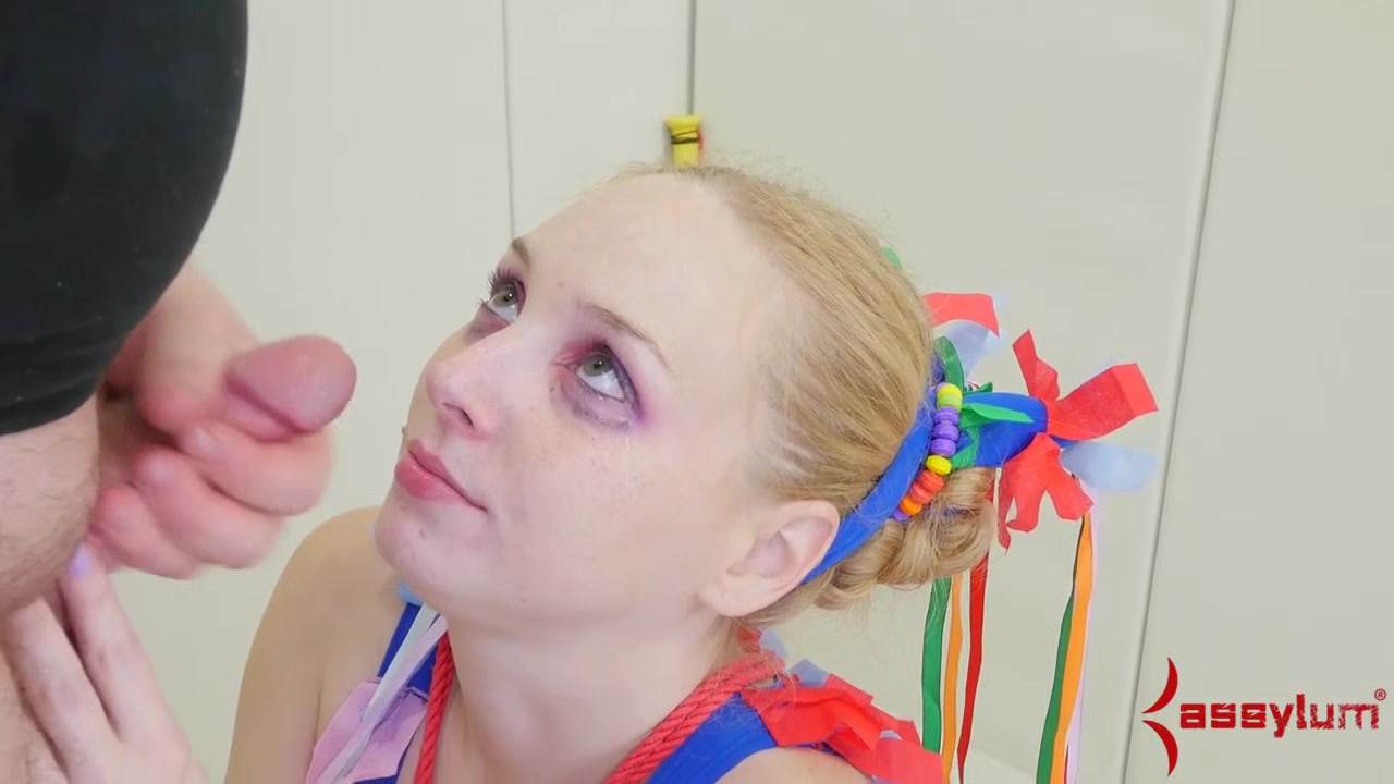 Painal fucking for blonde BDSM babe