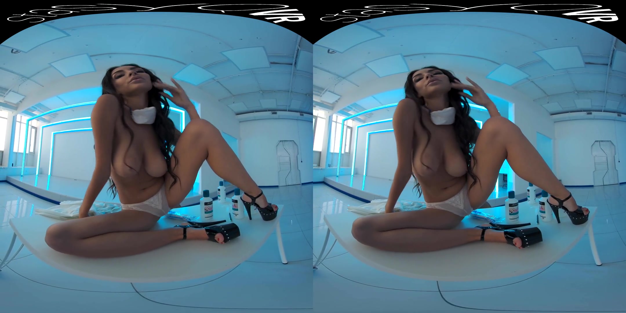 Quarantine Blues - Gorgeous Babe Solo Striptease Quarantine Porn