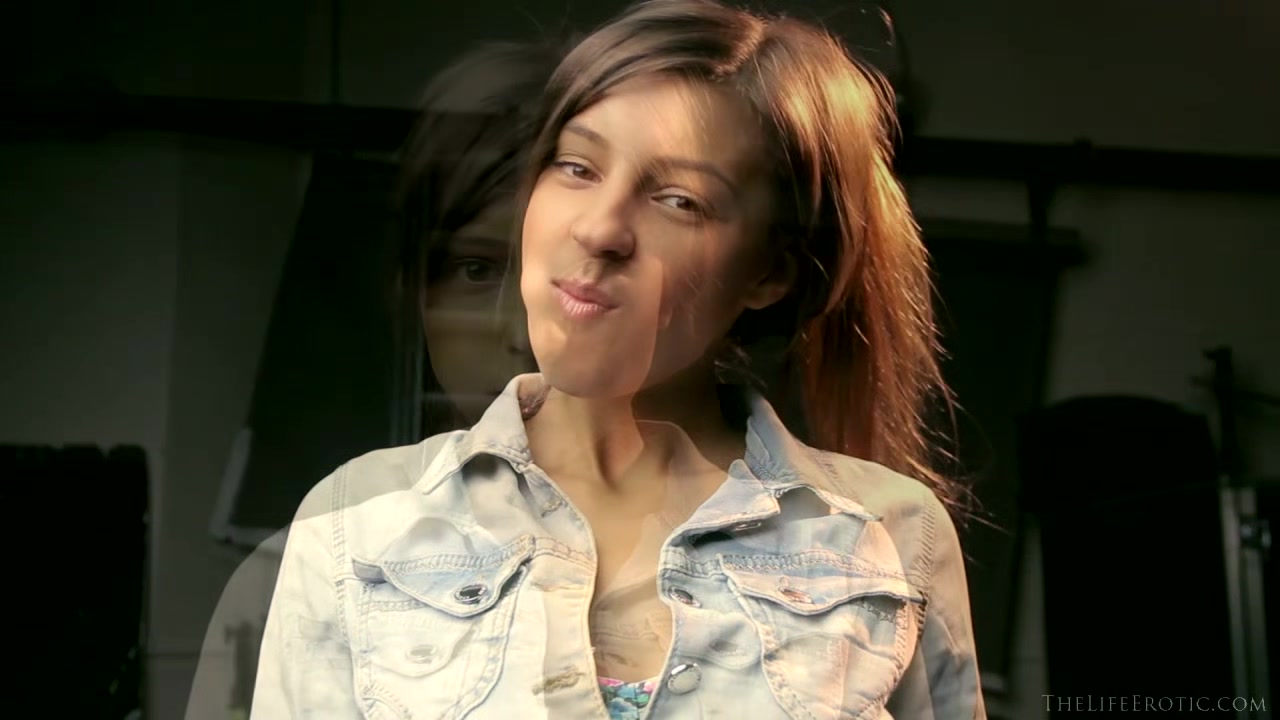 Bubble Gum 2 - Melena A - TheLifeErotic