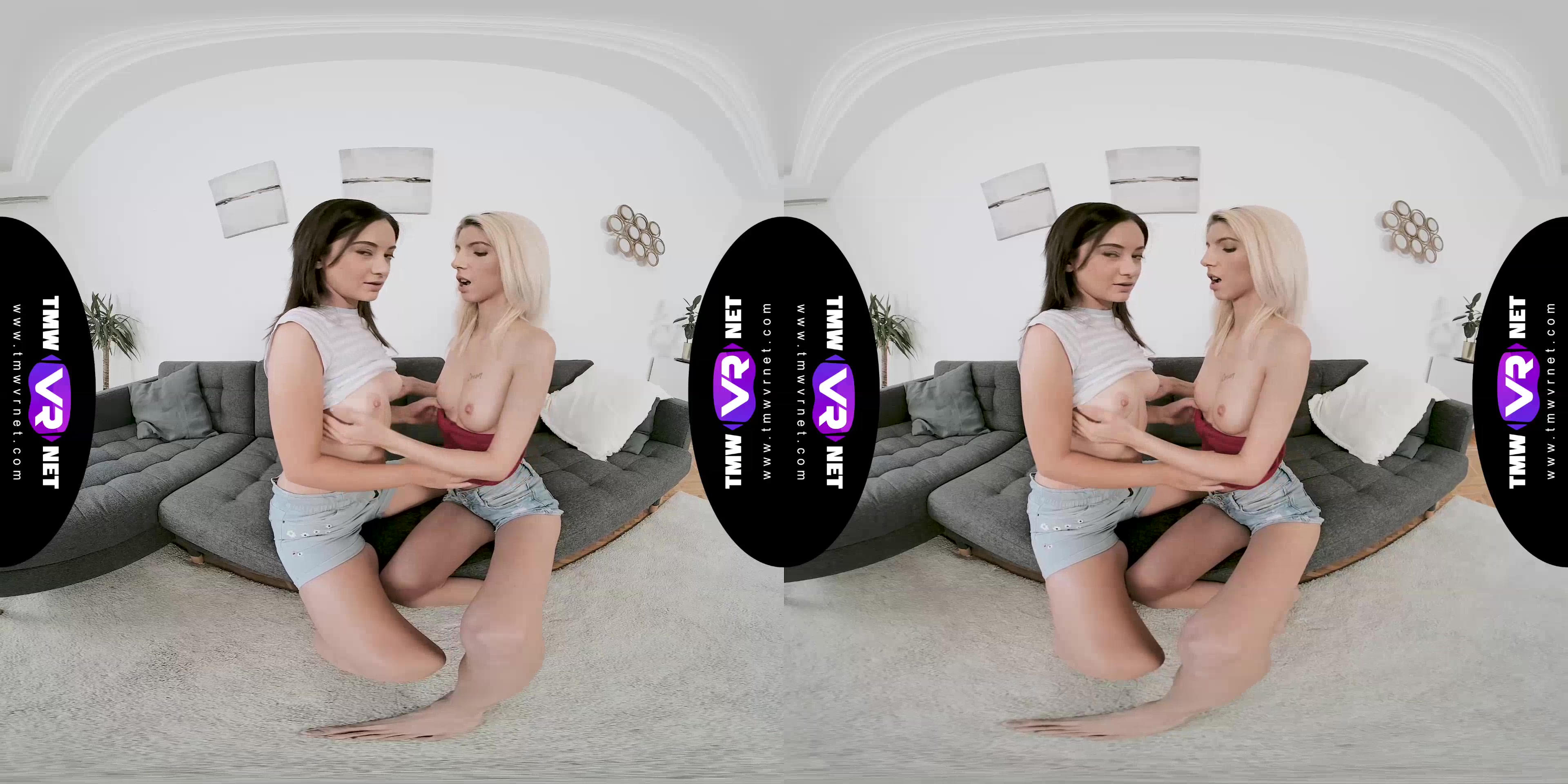 Cuties orgasm on the floor - TmwVRnet