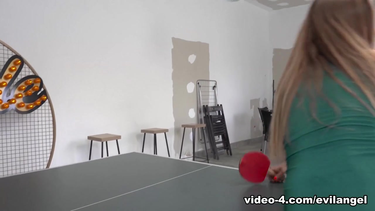 Alexis Crystal & Cherry Kiss in Solstice Sc. 4: Lesbian Anal Gaping!