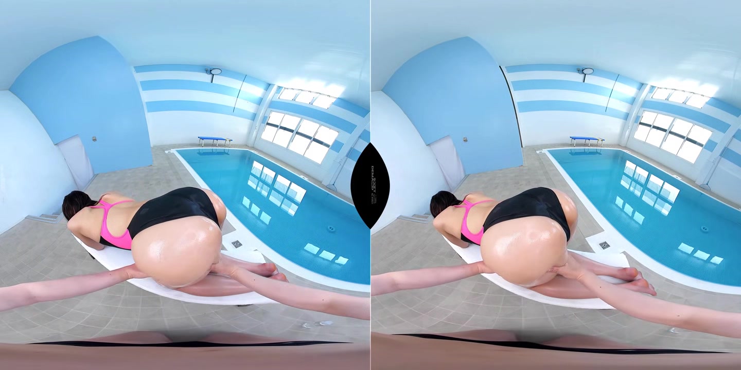 Momo Aoki - Perverted Sports Masseuse Gives A Sensual Rubdown To Up And Coming Swimmer Part 1