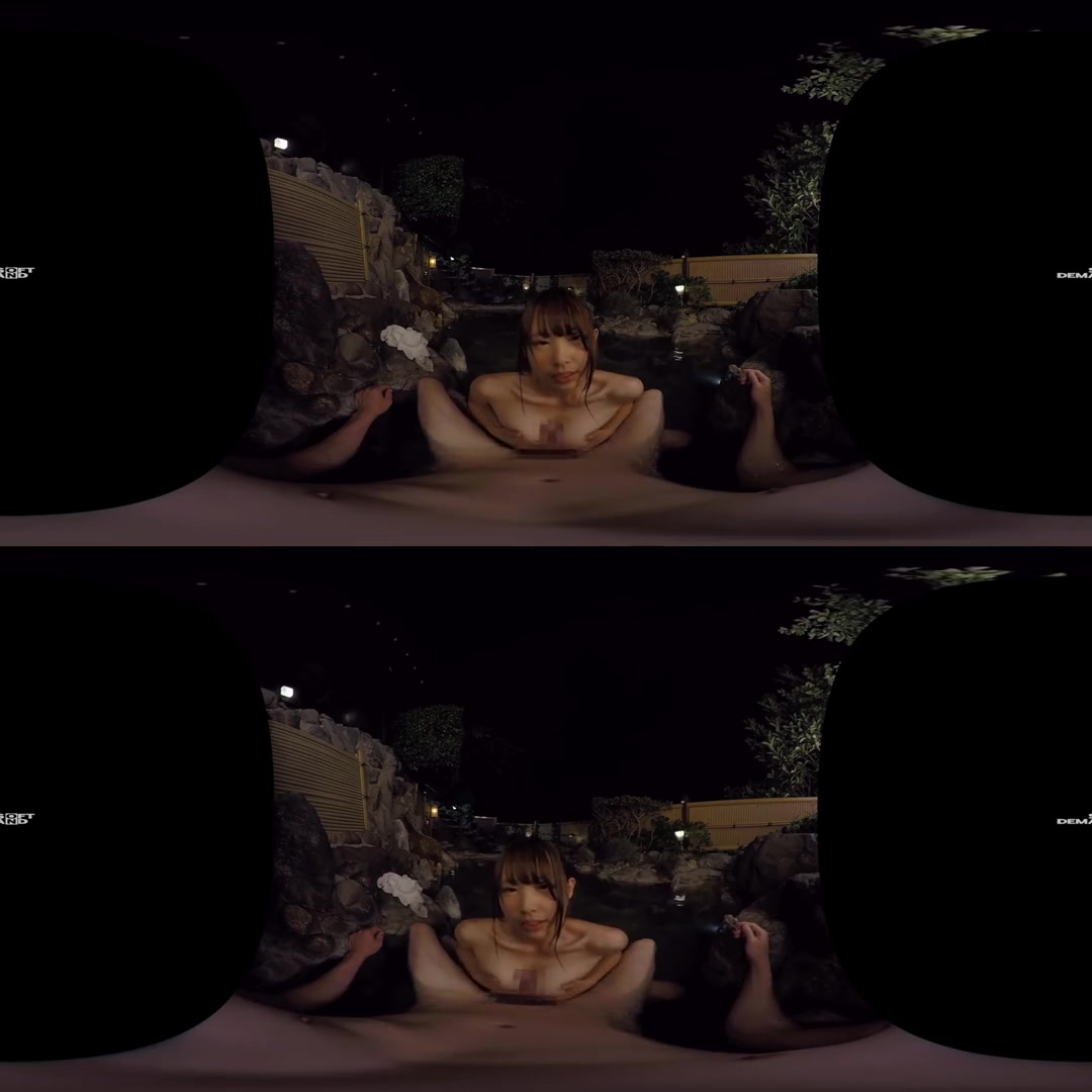 At the Outdoor Mixed Onsen, I Happened to be Alone with a Bit Tit Beauty; Busty Babe in a Hot Spring