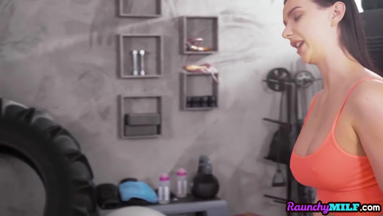 MILF bitches fucked by big black dick in threesome sex