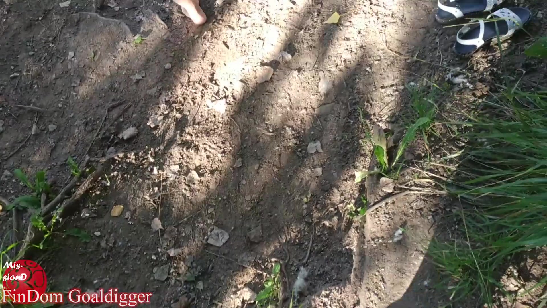Girl In Galsses Blowing Bubbles On The River - Sex Movies Featuring Findom Goaldigger