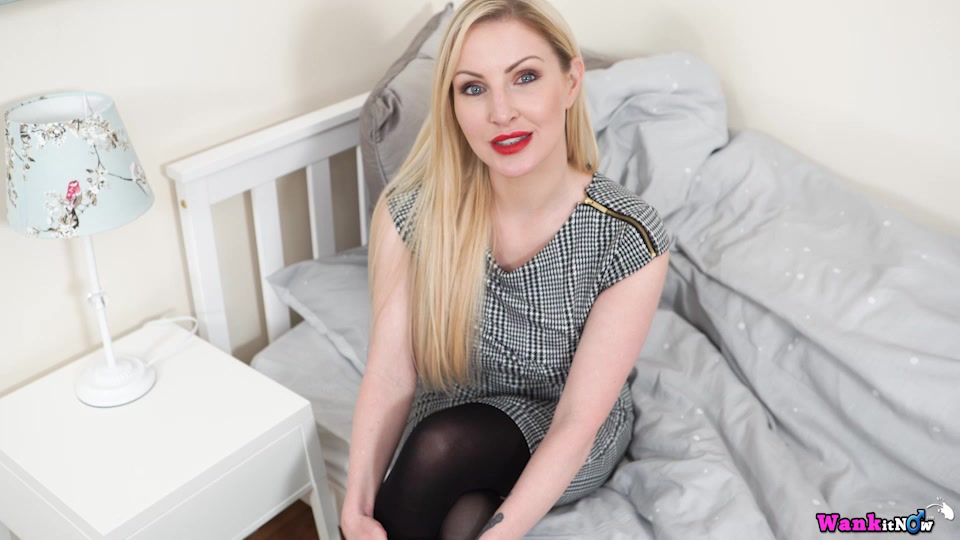 Georgie Lyall - Danger Wank:Pt1 - Sexy Videos - WankitNow