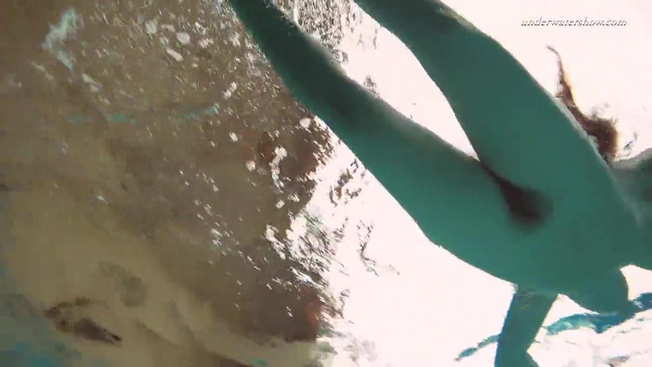 Czech Chick Vesta Enters Swimming Pool
