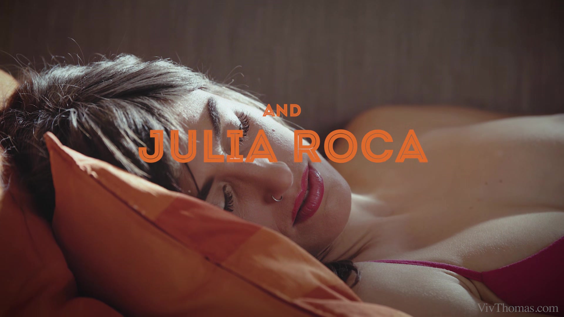 Back Home Reloaded 1 - Carnal - Julia Roca & Lara West - VivThomas