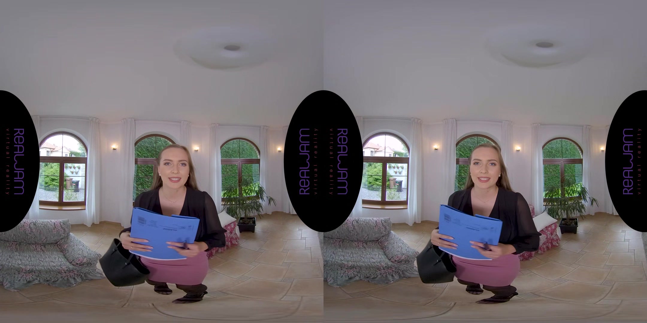 Estate Agent Cruz