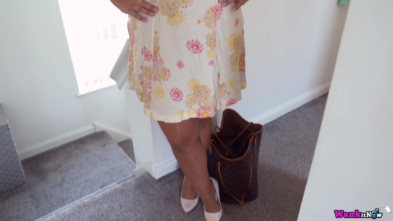Beth - Feeling Flustered - Sexy Videos - WankitNow