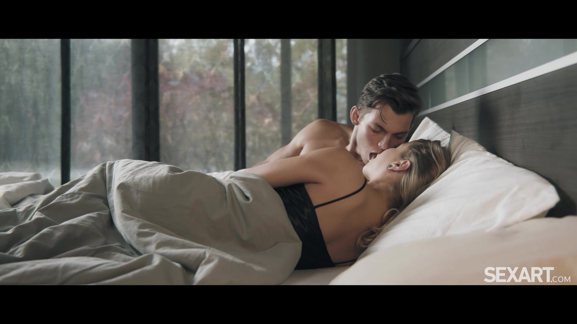 Heavenly Passion - Alexa Flexy & Tommy Gold