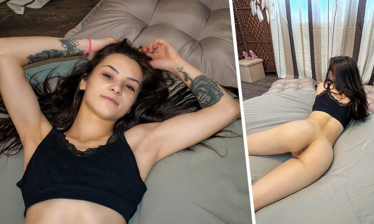 Amateur Brunette teen 18+ Plays Her Pussy Like A Banjo - AmateurCouplesVR