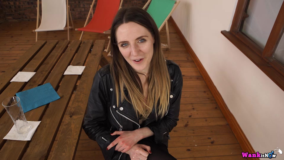 Samantha Bentley - Fuck My Face - Sexy Videos - WankitNow