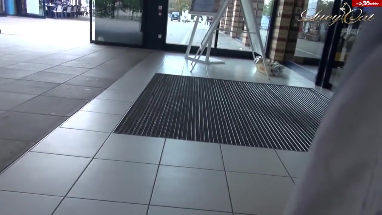Lucy Cat - Pissuberfall Mund Auf Schwanz Rein