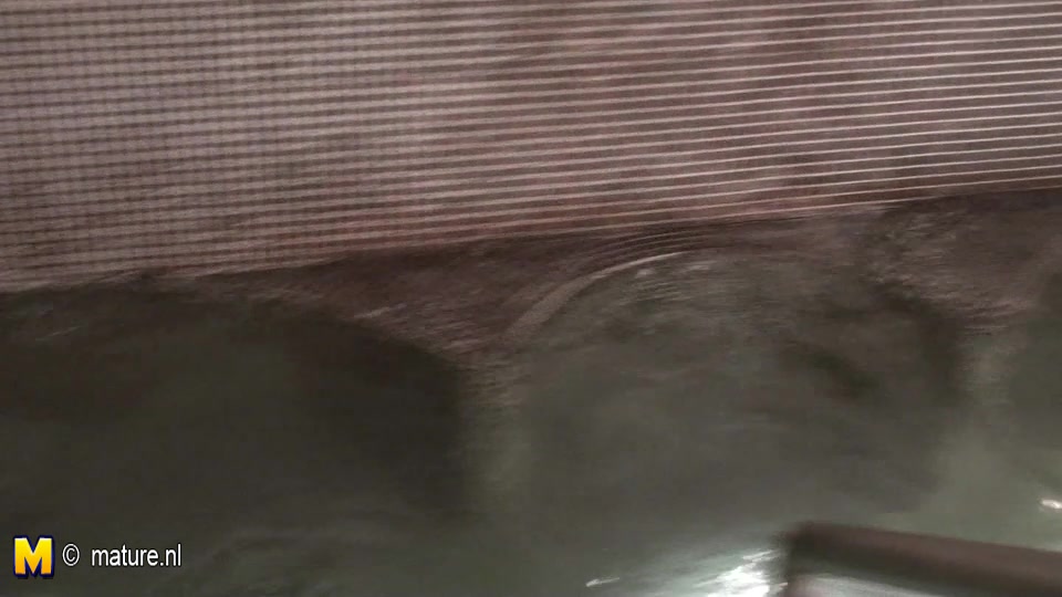 Mature Women Relaxing In A Sauna - MatureNL