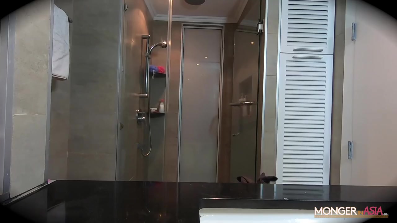 Thai Spinner Fucked And Creampied By A Foreigner On Camera