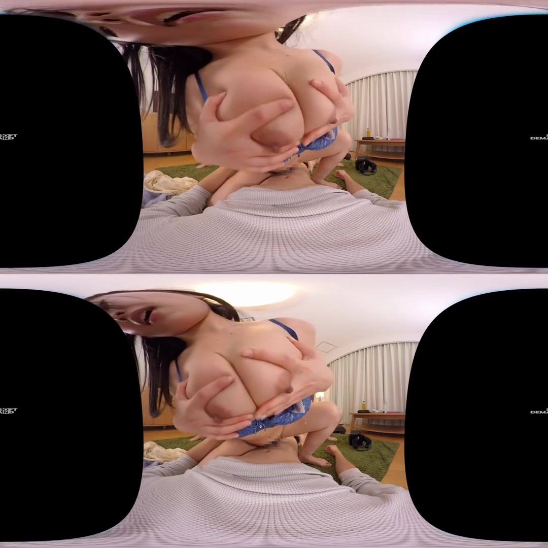 A Long & Luxurious Dick Sucking With 3 Female Classmates; MFFF Foursome with Japanese College Coeds