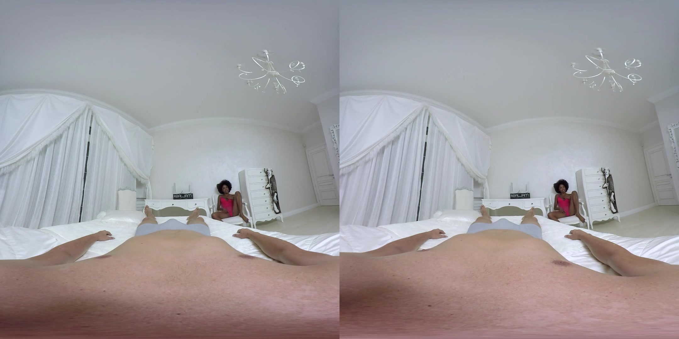 Luna Corazon in Hot Chocolate - RealJamVR
