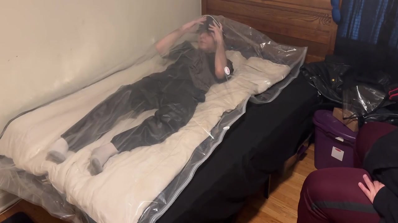 Dec 20 2022 - Vacpacked In My Leather Uniform Shirt & Muir Cap From Slvrbrboy1 With My Leather Pants & Jacket