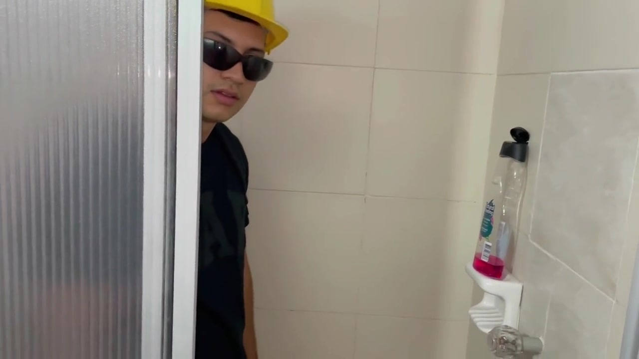 Cute Latin Girl Pays Me To Remodel Her House With Anal Sex Of My Life