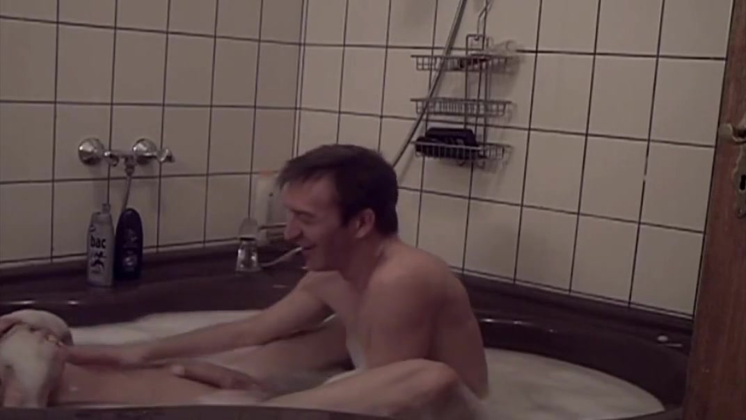 Mike Cumigout Im Badezimmer Mit Butch 6 Min