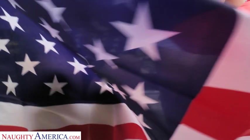 Kenna James & Katie Kush celebrate their independence by sharing a cock - 2chickssametime