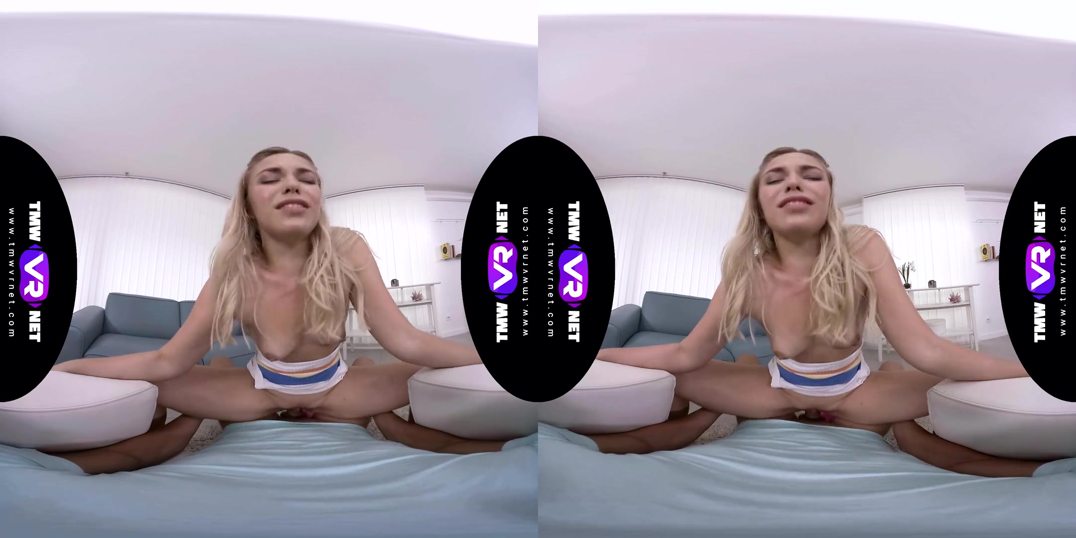 Selvaggia Babe in Blonde Fucks Like Crazy - TmwVRNet