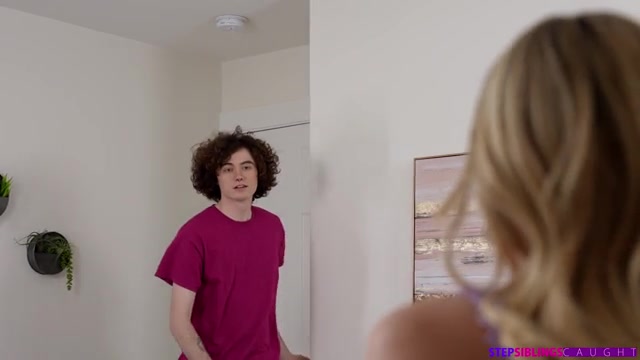 Stepsisters Pussy Makes It Right - S26:E6 - Nubiles-Porn