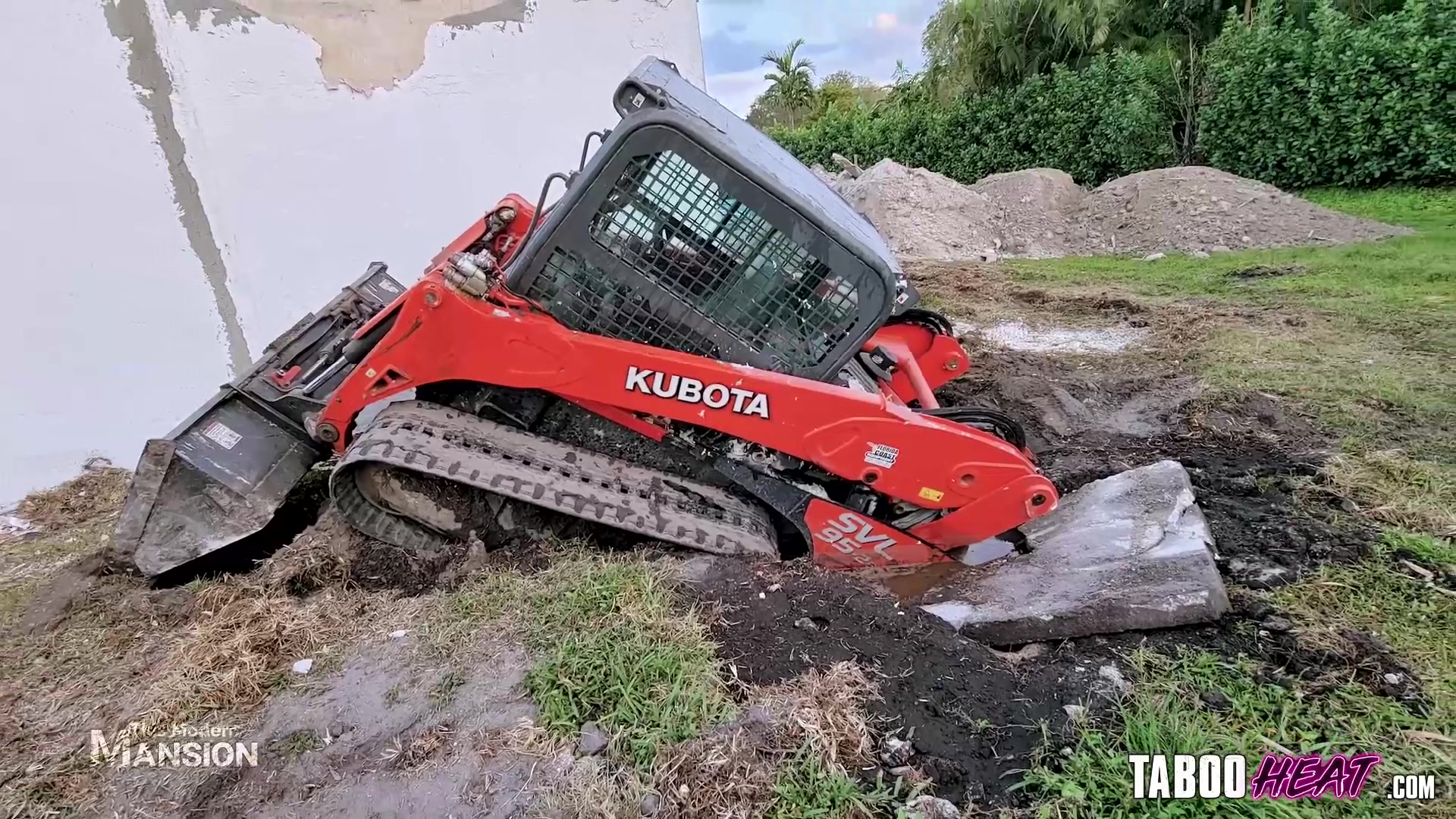 Cory Chase Show Us The Demolition Of Her Studio