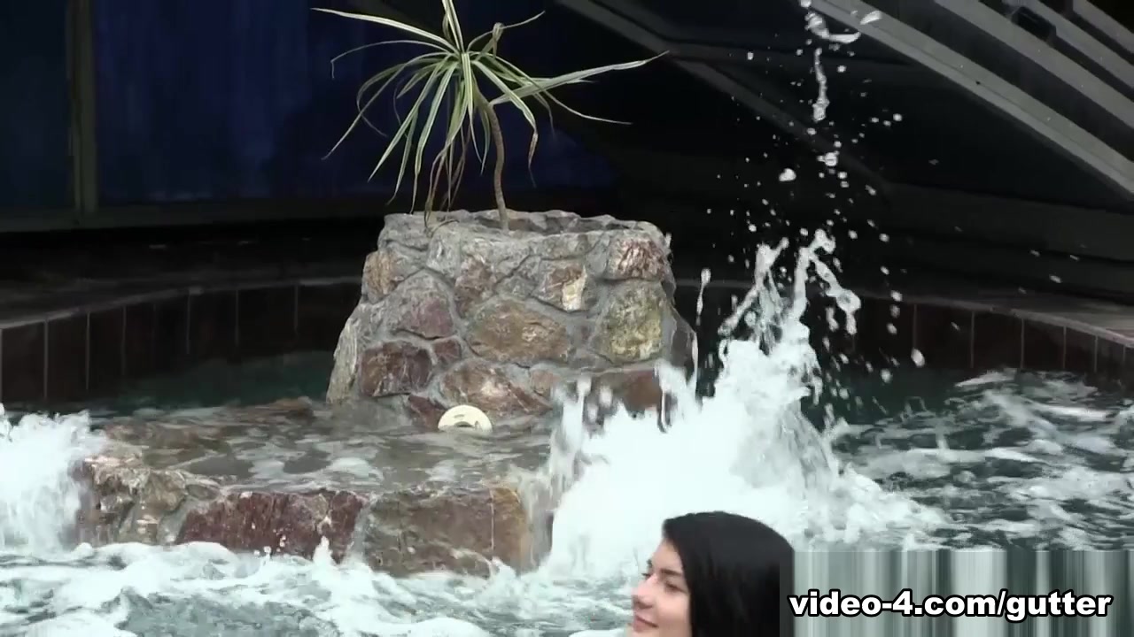 Jenny Simons & Lucy Li in Pool Side Pussy Play - Genlez