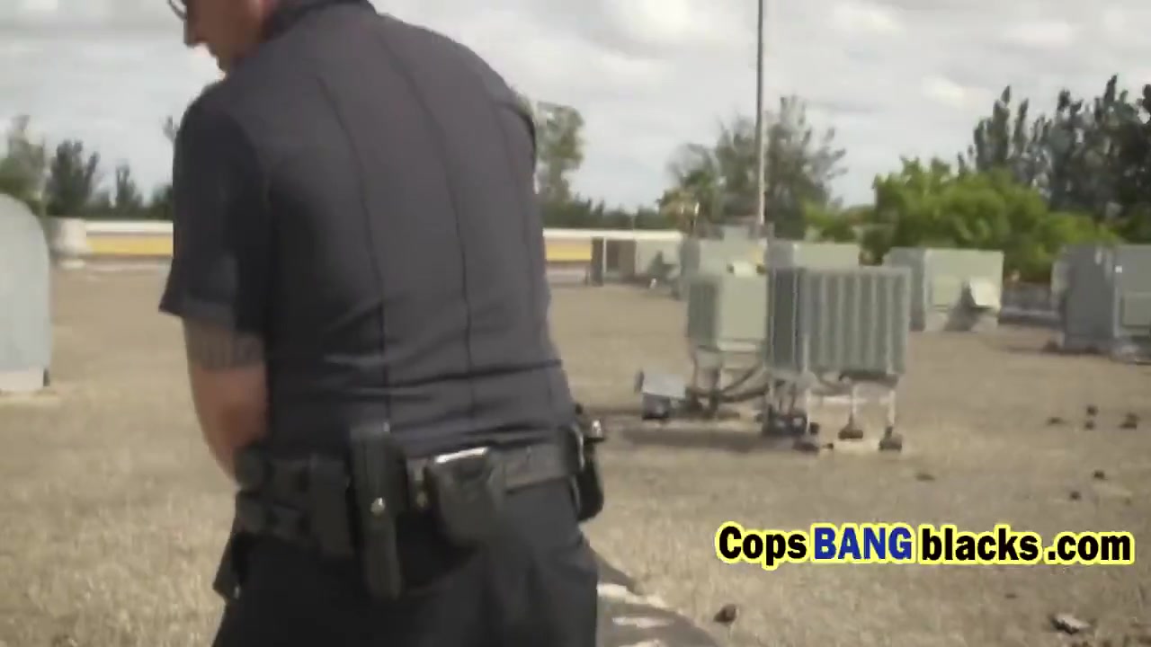Naughty Cops Now How To Blow Black Cock Outdoors