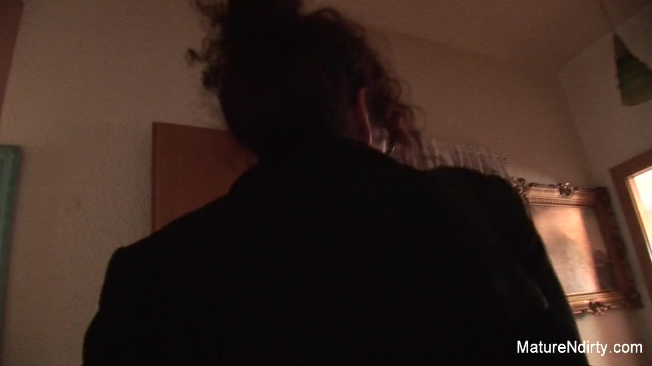 Brunette Grandma Fucks 2 Others Before Blowing The Cameraman - Mature'NDirty