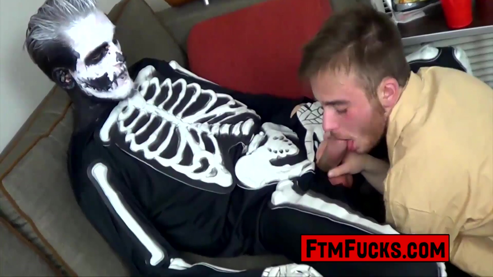 Ftmfucks - Trick Or Treat!? Gaybuster Ftm Jock Fucked By Who Is Dressed In A Scary Skeleton Costume! 8 Min - Jock Hudson, Zack Grayson And Luke Hudson