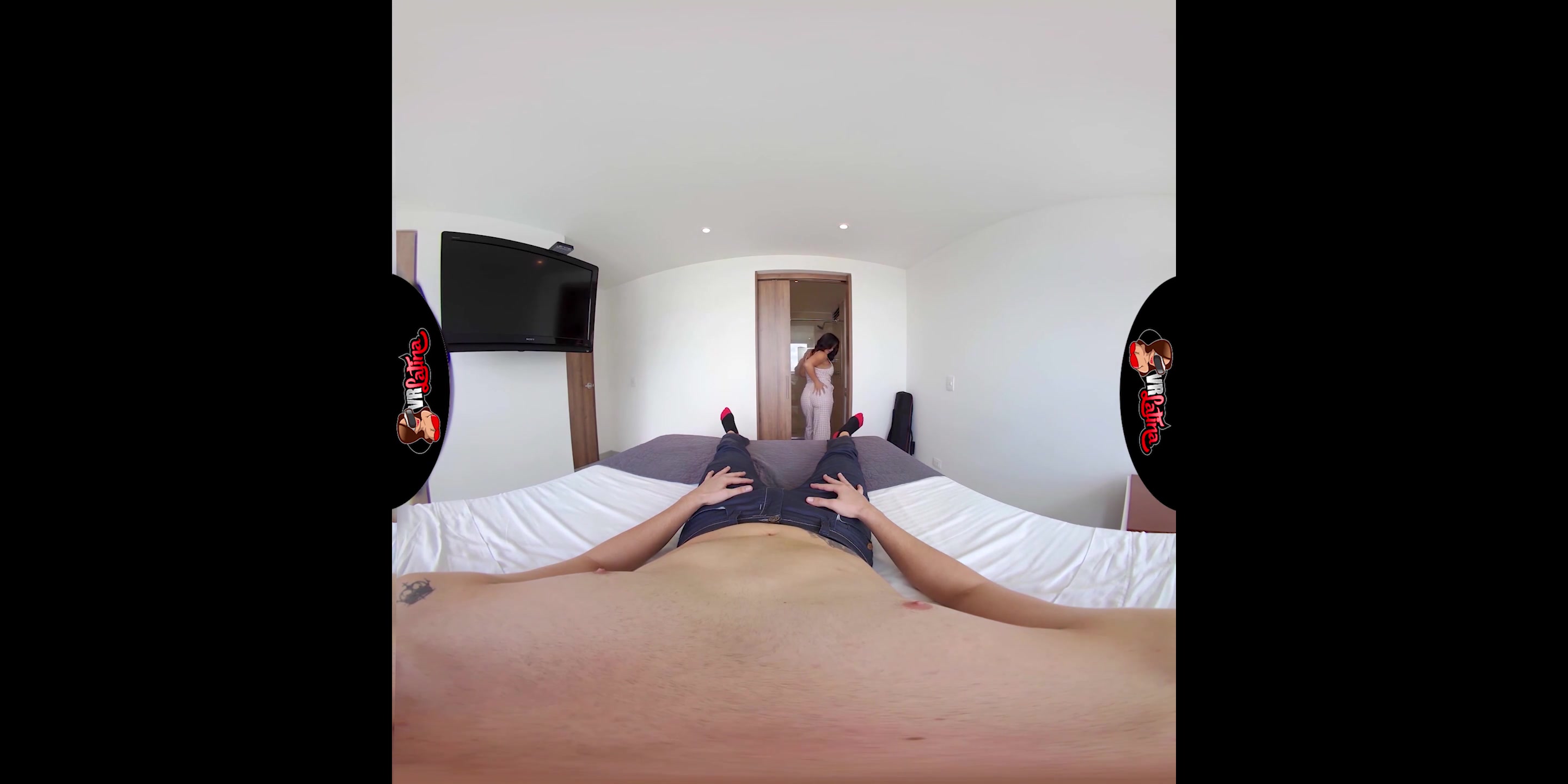 Silvana Reyes in Doorway To Heaven - VRLatina