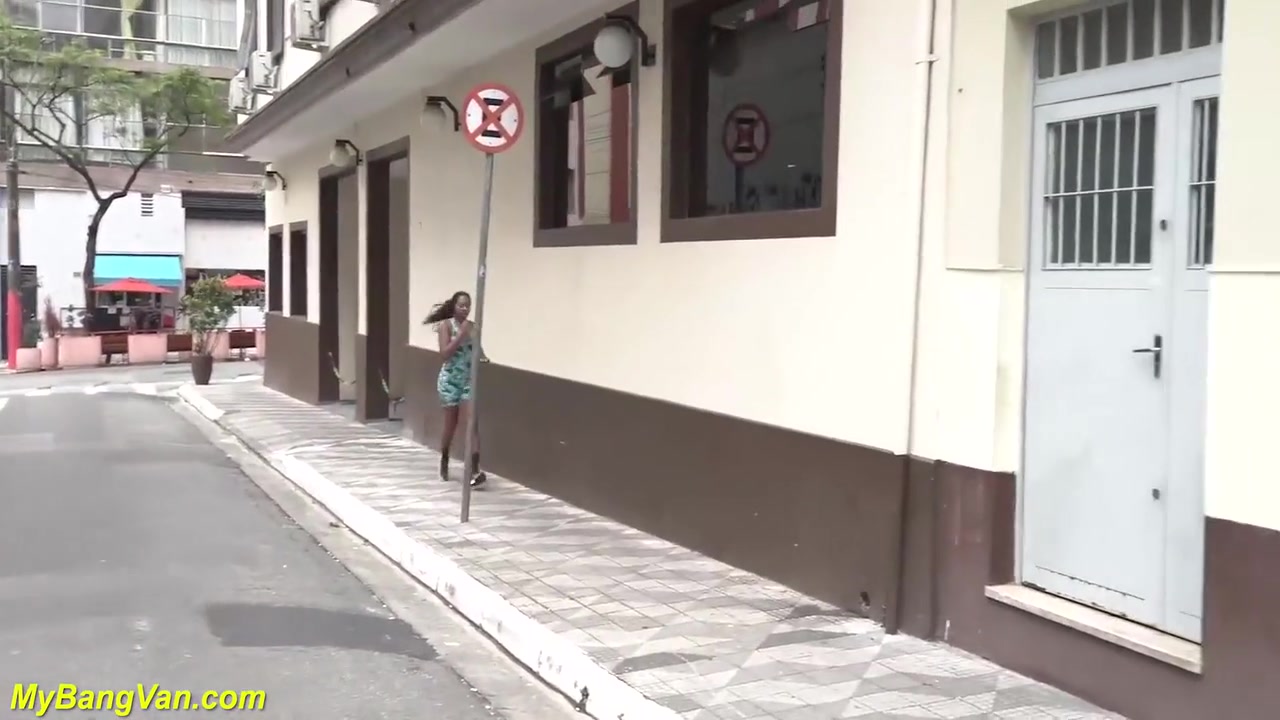 Big Clit Milf First Bang Van Anal