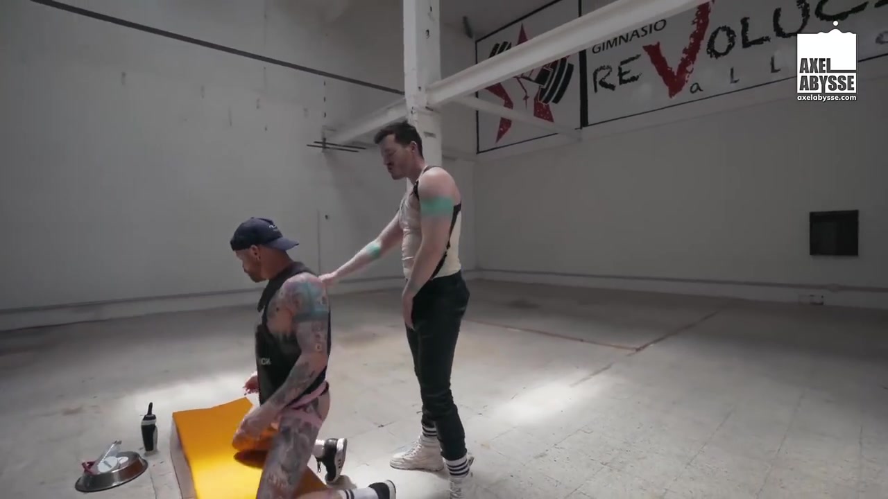 Tantricff Wrecks Each Others Butt Hole - Rose Bud And Axel Abysse