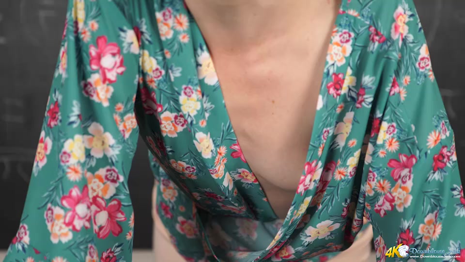Downblouse Obsession - DownblouseJerk