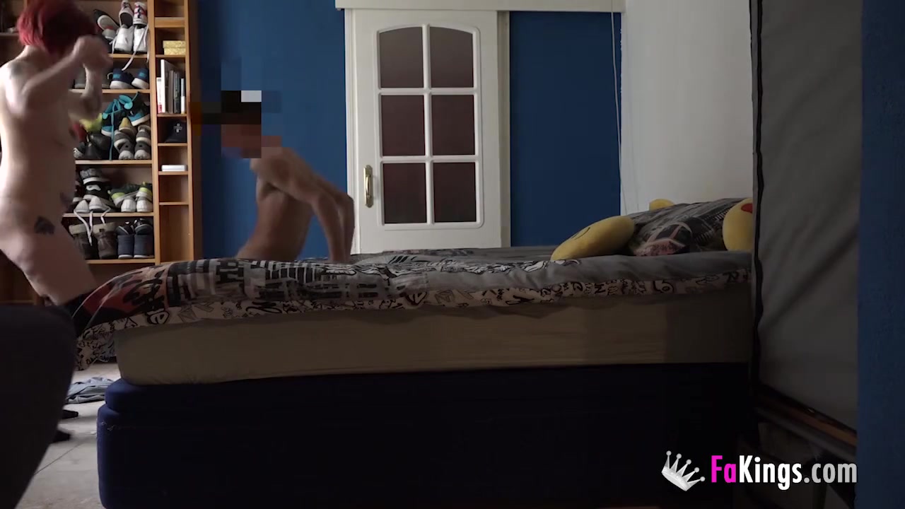 Alternative model fucks her own photographer