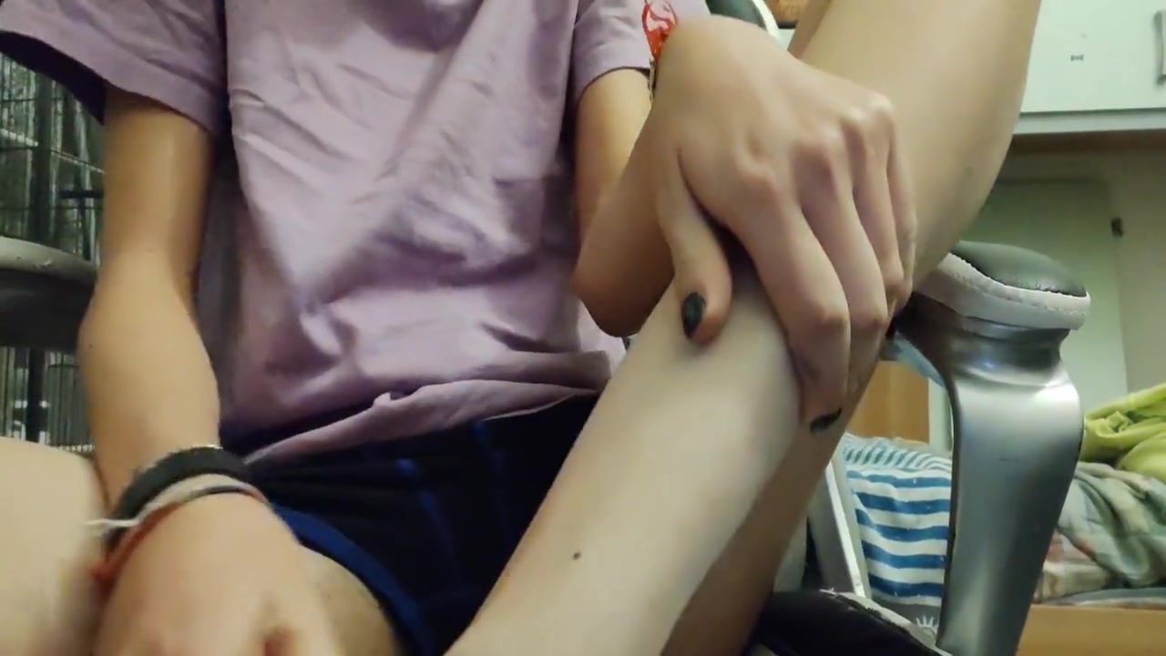 teen 18+ Anal Masturbation