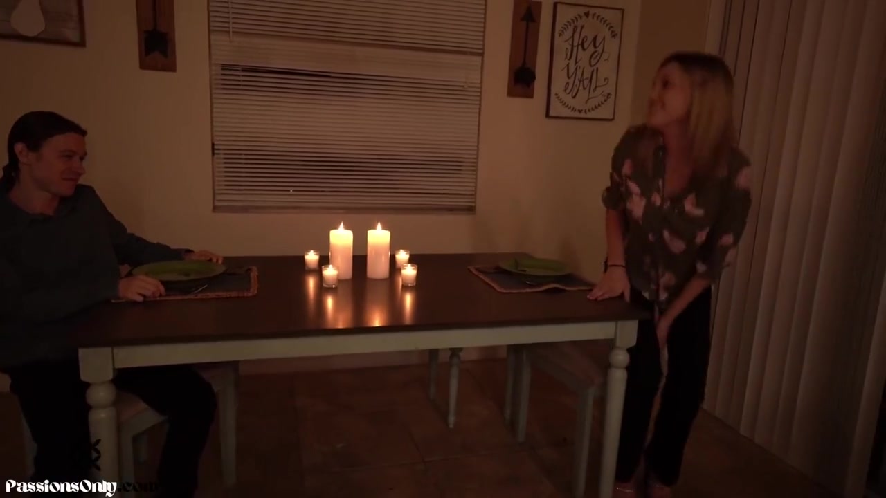 Romantic Lovemaking With Hot Couple