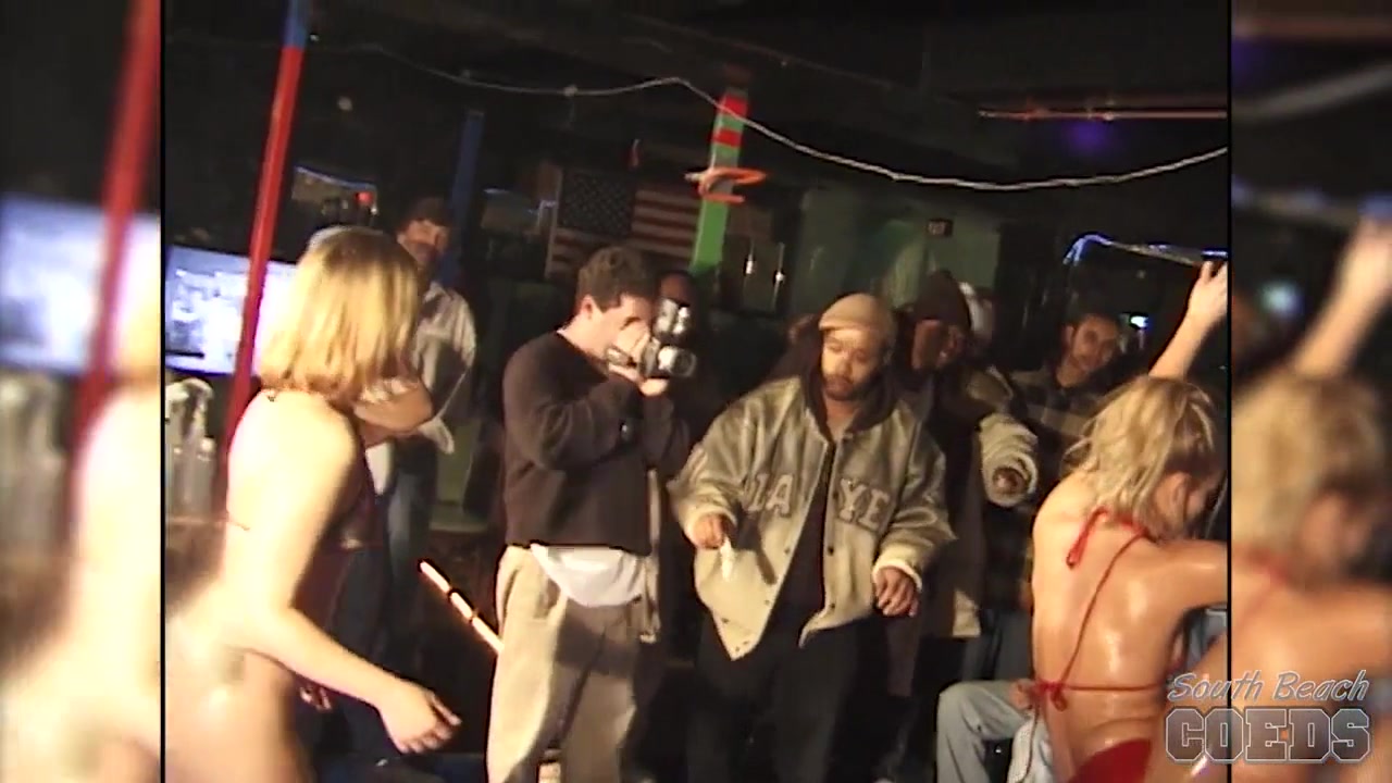 Hardcore Oil Wrestling from an Underground Club in Indiana - SouthBeachCoeds