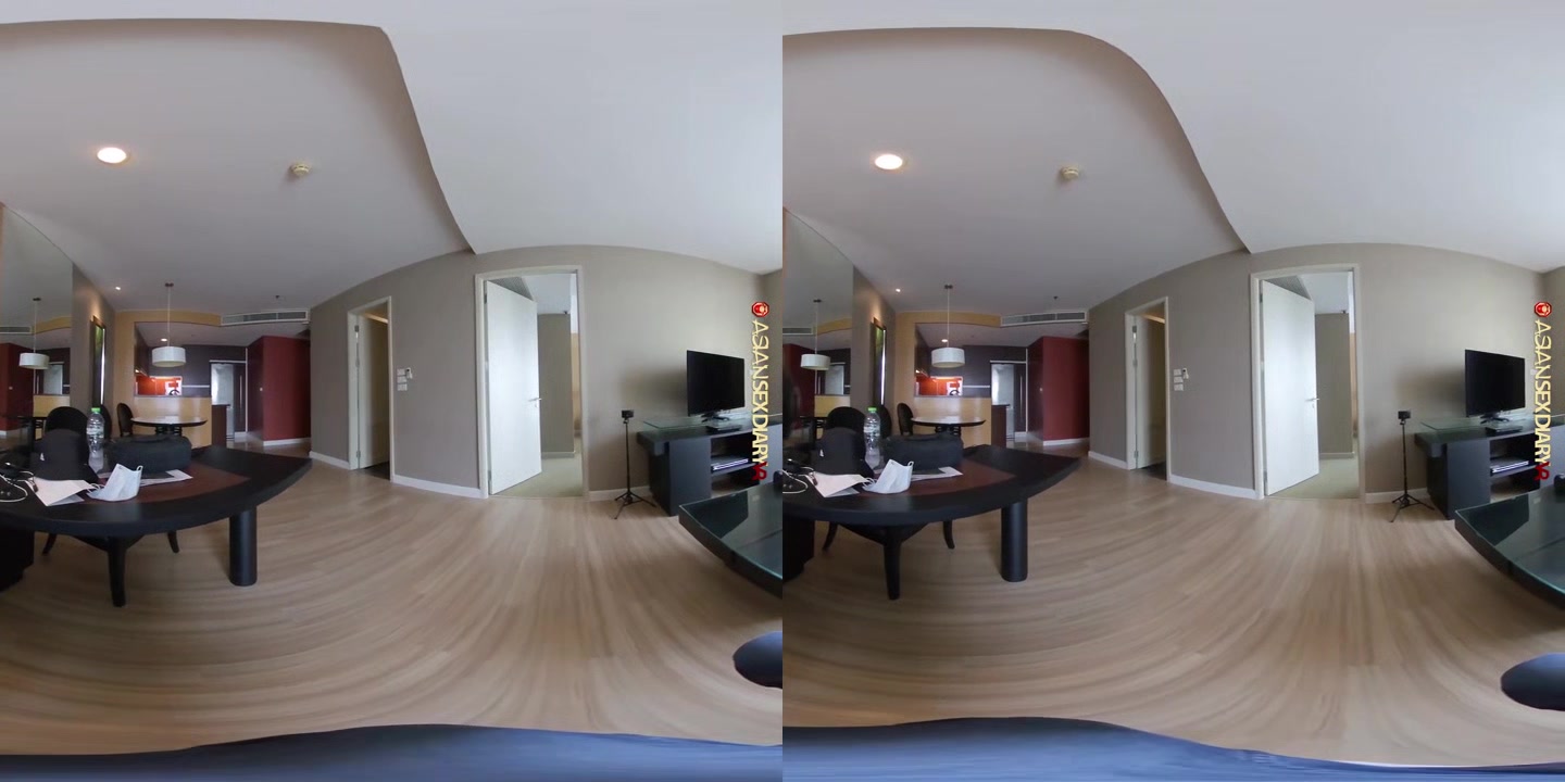 Superhot Thai Model With Big Tits Seduced Into Porn - AsiansexdiaryVR
