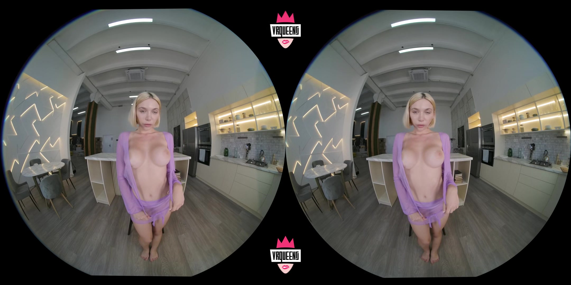 Happy Time In Kitchen - Vr Queens