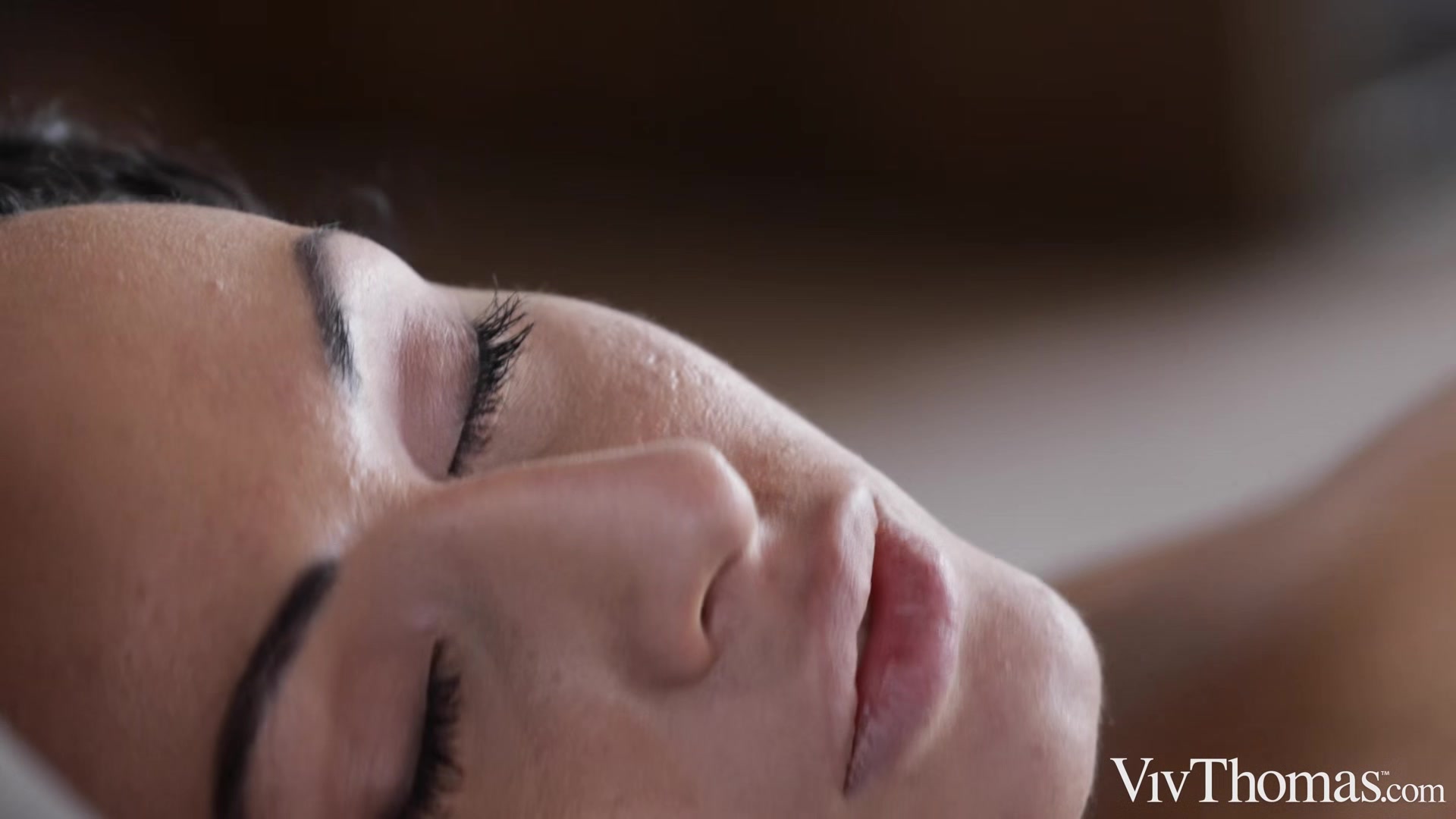 Watch Me Get Wet - Elina De Lion & Stacy Bloom - VivThomas