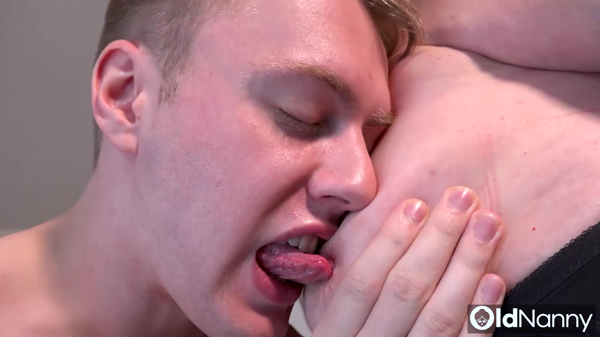 AGEDLOVE Chris Cobalt and his big dick in pussy of Vicky