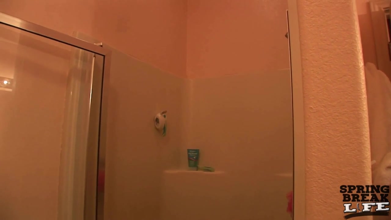 Hot Stripper Peeing and Showering