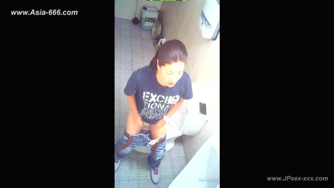 peeping korean OL pee.3