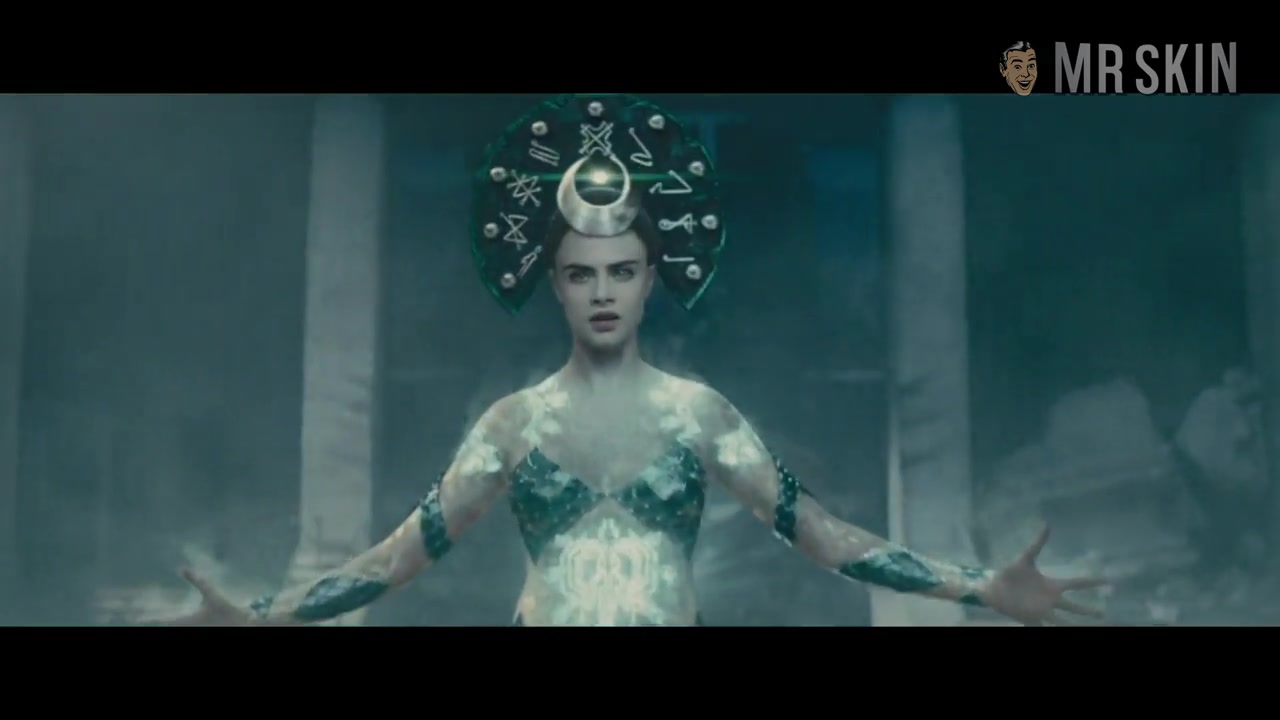 Best Of Cara Delevingne - Mr.Skin