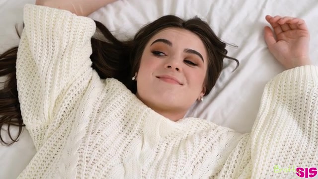 Banging Stepbro During Class - S31:E5 - Brattysis