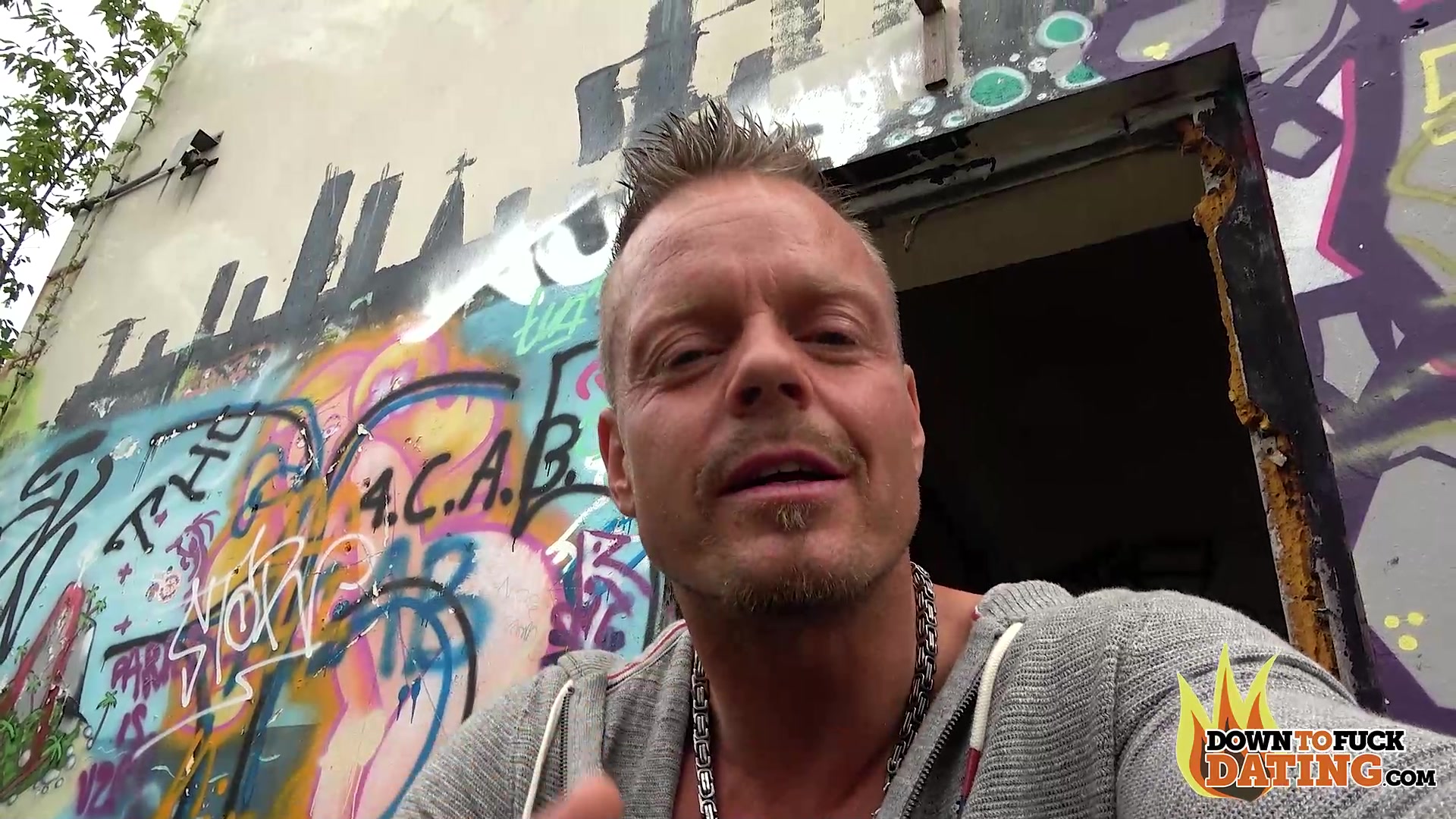 Harleen Van Hynten: Rooftop Hookup
